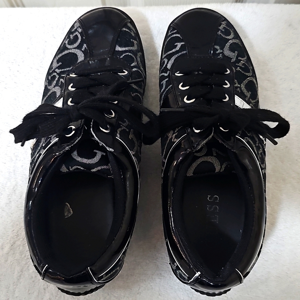 Guess Jeslyn Black Signature Patent Leather Rhinestone "G" Shoes Size 5.5